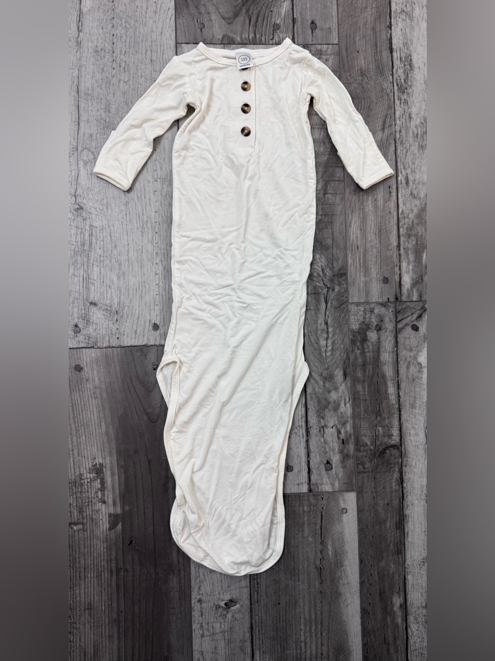Lou Lou and Company Newborn Knotted Sleep Gown White NWOT Unworn